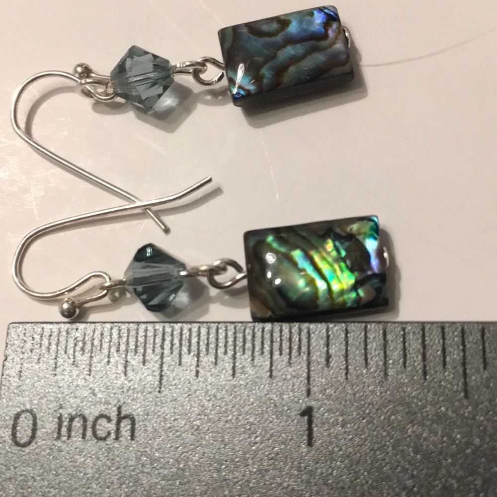 Genuine Abalone and Swarovski crystals earrings. - Picture 5 of 7